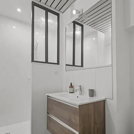 Magnifique - 15 Minutes A Pieds Palais Appartement
